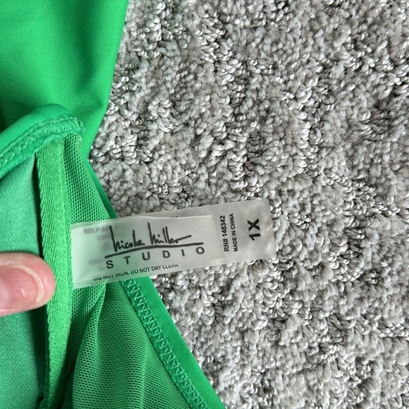 Nicole Miller green swim dress 1X - Picture 4 of 5
